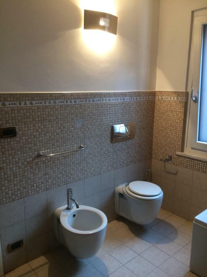 La Porta Nel Giardino Lägenhet Asti Exteriör bild
